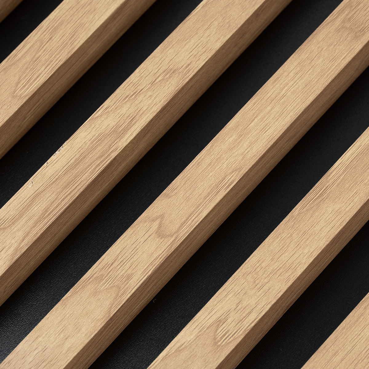 Panou Riflaj Decorativ, Stejar Saragossa, Baza HDF Negru, 2600x400mm, 1,04m²